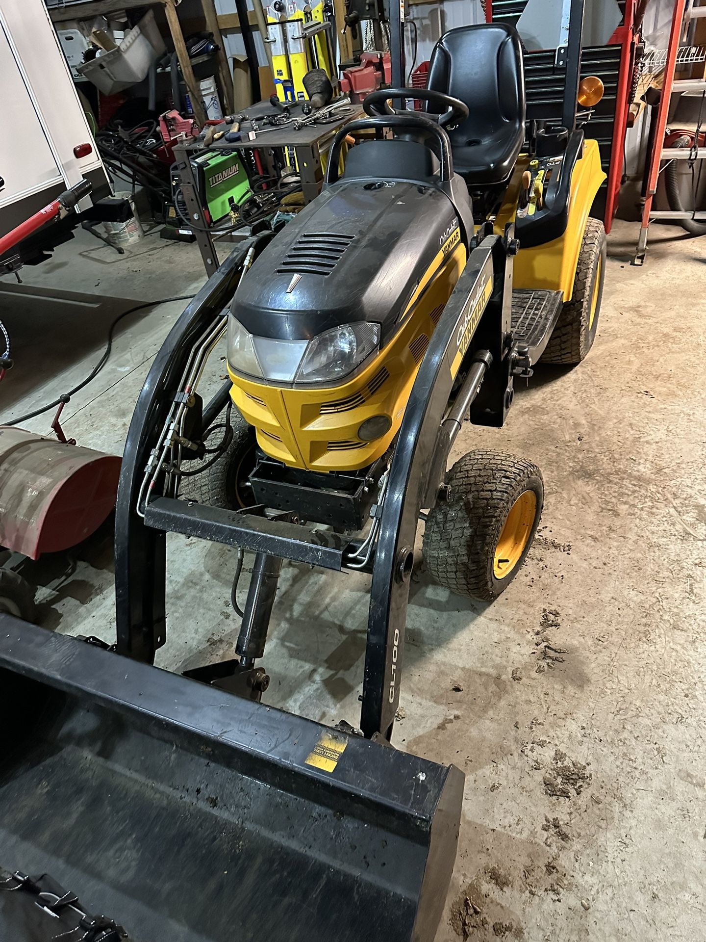 Cub Cadet Tractor SC2400