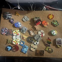 Disney Collectible Pins 