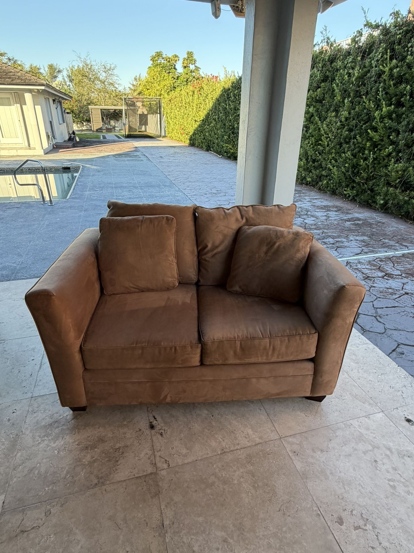 Sofa, Cocktail Table, End Table And 3 Stool Chairs