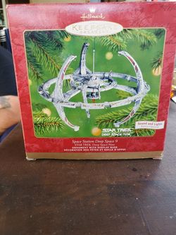 2001 Hallmark keepsake ornament