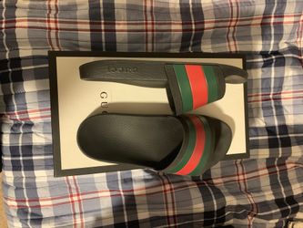 Gucci slides (black)