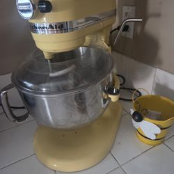 Antique kitchen aid mixer