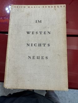 Book “All Is Quiet On The Western Front “