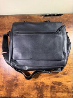 Aldo Medium Textured Messenger Bag  Black