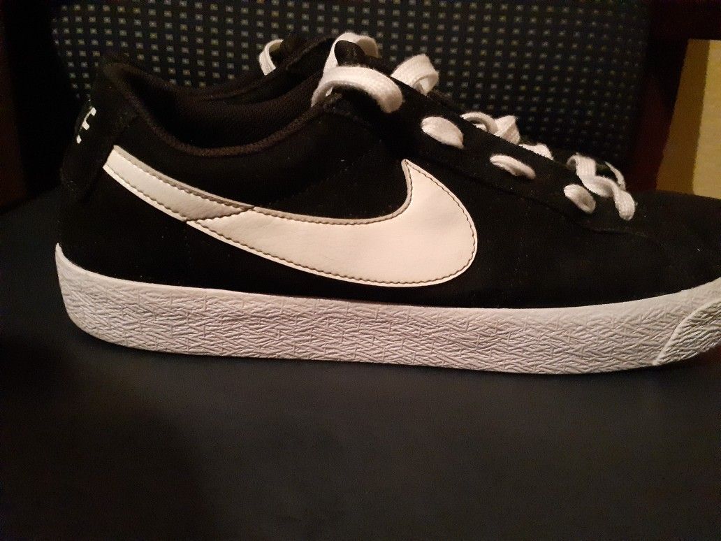 NIKE CHOES GREAT CONDITIONS