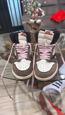 Travis Scott x Air Jordan 1 Retro High OG 'Mocha'