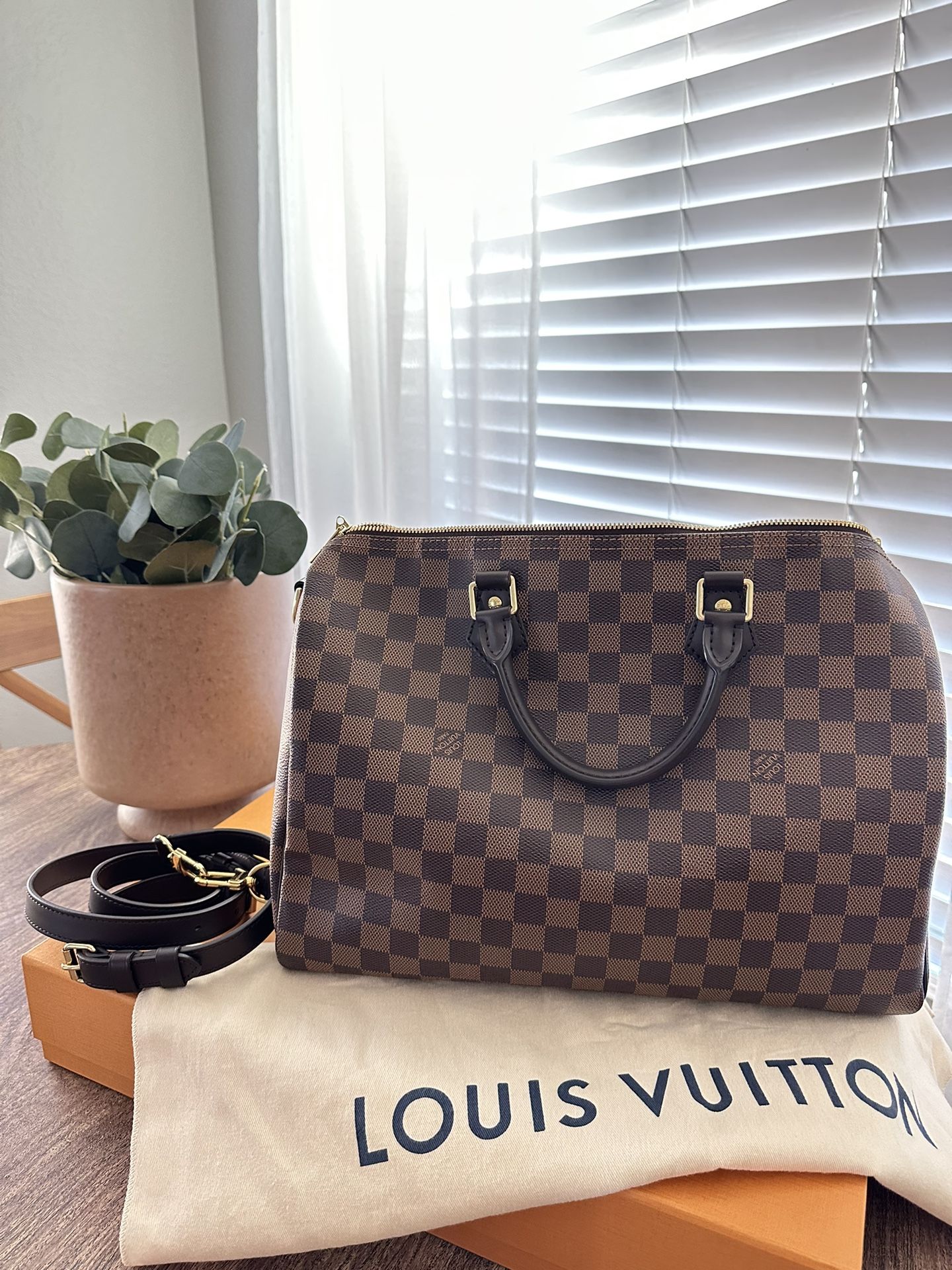 Louis Vuitton Speedy Bandouliere 35