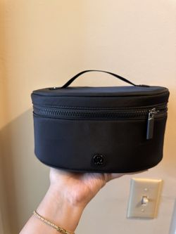 Lululemon Makeup Case