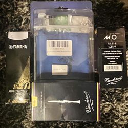Clarinet Cleaning Kit/Mouthpiece/Reeds