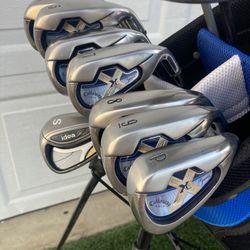 ⛳️🌸 Women’s Golf Clubs and bag. Callaway.