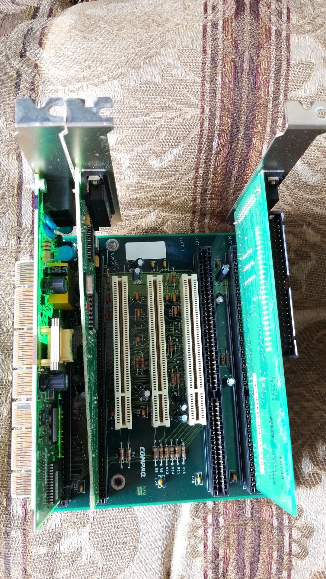 Compaq 7 slot circuit board