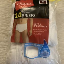 Men’s Hanes briefs Small
