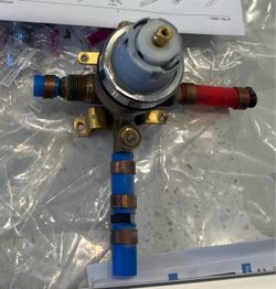 Shower Valve **LIKE NEW**