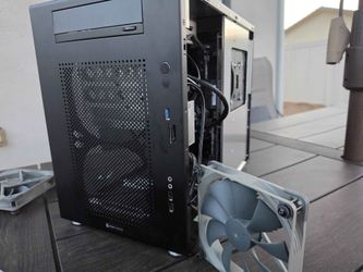Home Server / Media PC – i7-8700K, 64GB RAM, GTX 1050 Ti