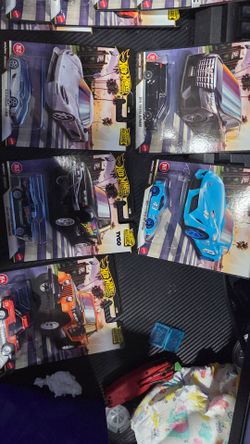 Hotwheels boulevard set 5