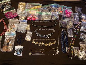 Necklesses Bundle
