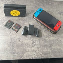 Nintendo Switch Pled With 5 Games