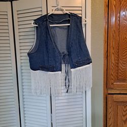Women's 1XL Plus Size Fringe Trim Tie Front Vest Tank Top Sleeveless Open Front Jean Tops
