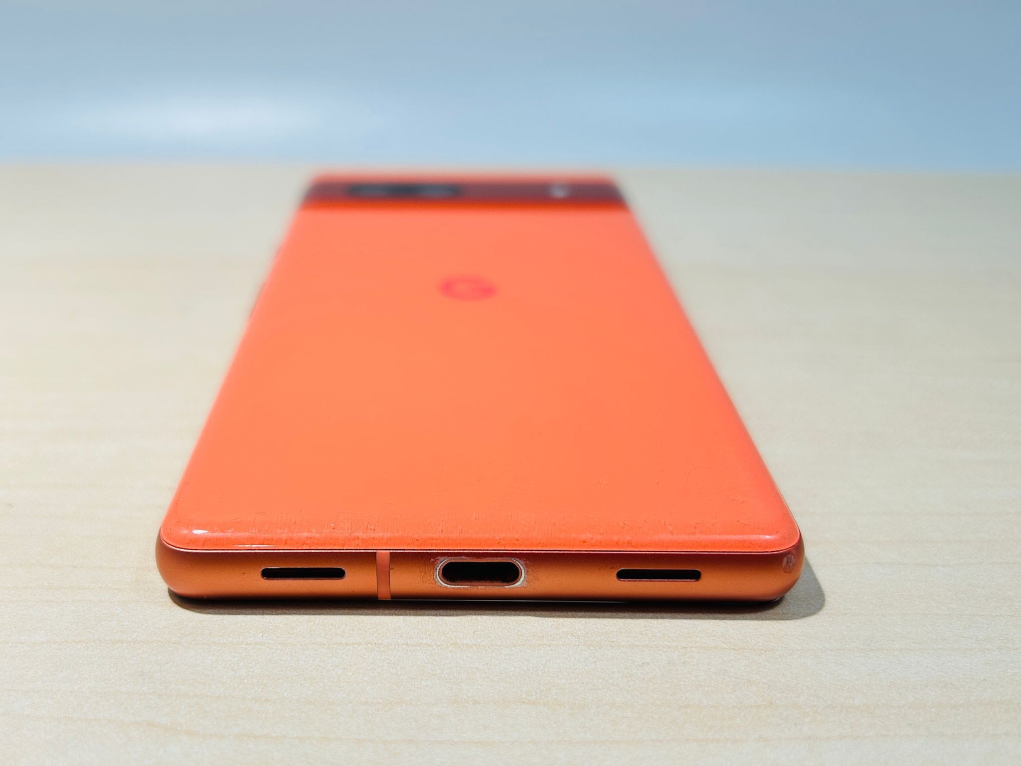 Google Pixel 7a オレンジ 128GB Google Pixel 7a｜価格比較・SIM