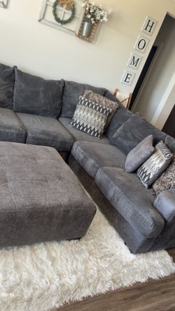 Gray Fabric Sectional Sofa with Ottoman