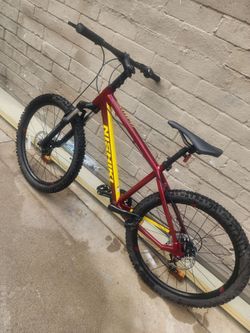 Nishiki Mountain Bike 24"