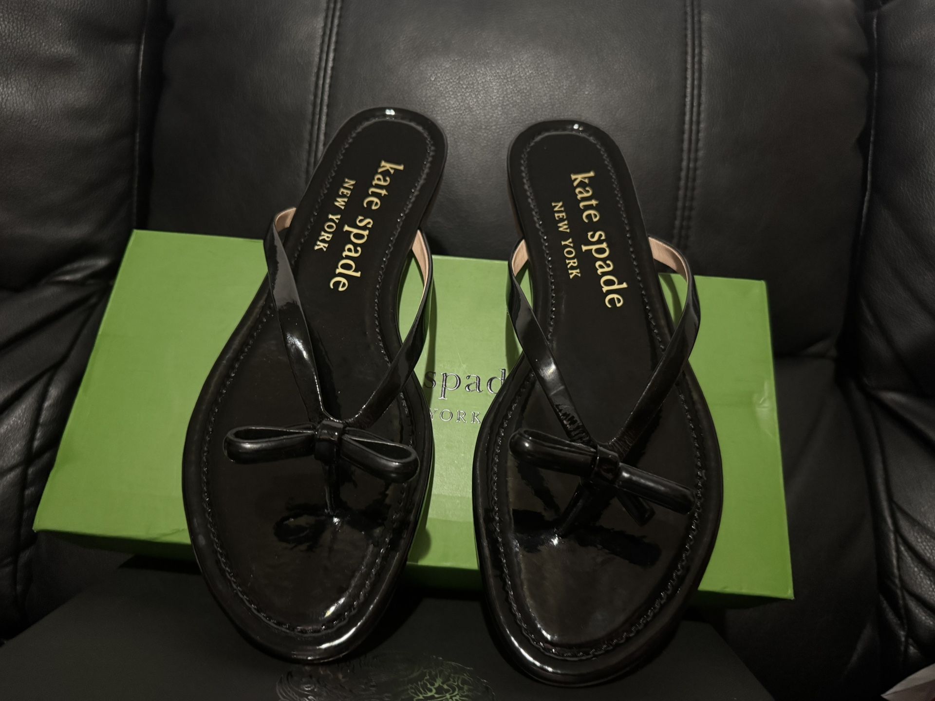 Kate Spade Black Patent Sandals with Bow Detail - SIZE 10