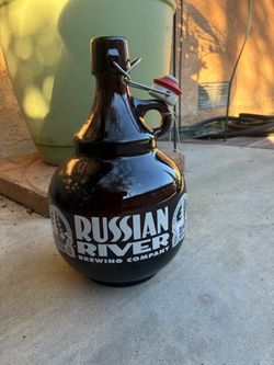 empty Russian River growler clean