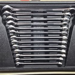 Snap On OEXM713 13 Piece Metric Combination Wrench Set