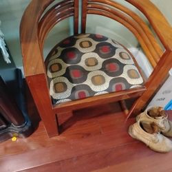 Beautiful Solidd Wood Chair New Upholstery 