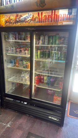 True two doors commercial fridge