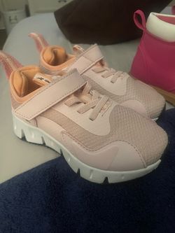 Toddlers Reebox size 10