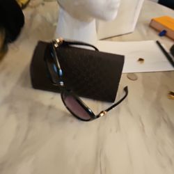 Gucci Authentic Sunglasses 