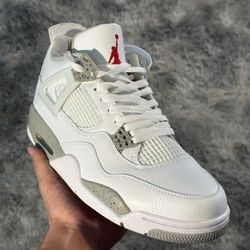Jordan 4s Oreo 10.5