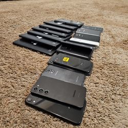 Lot Of Samsung Tablets, Older Samsung Phones And 2 Iphones