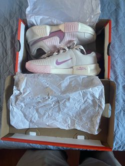 Nike  W.