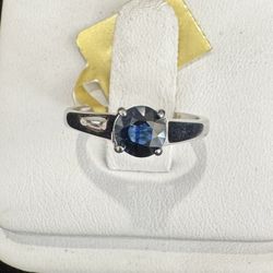 14 K Ring Sapphire