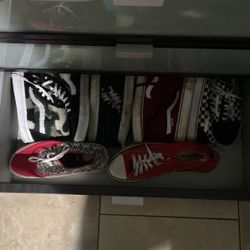 5 pairs of vans and 1 converse