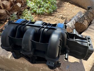 OEM Ford Plastic Intake Manifold Engine Part