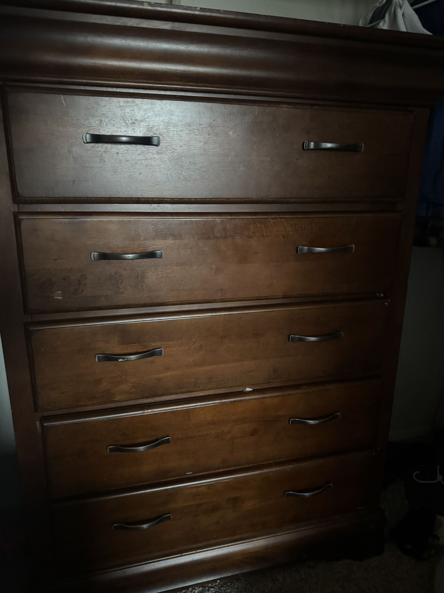 Dresser