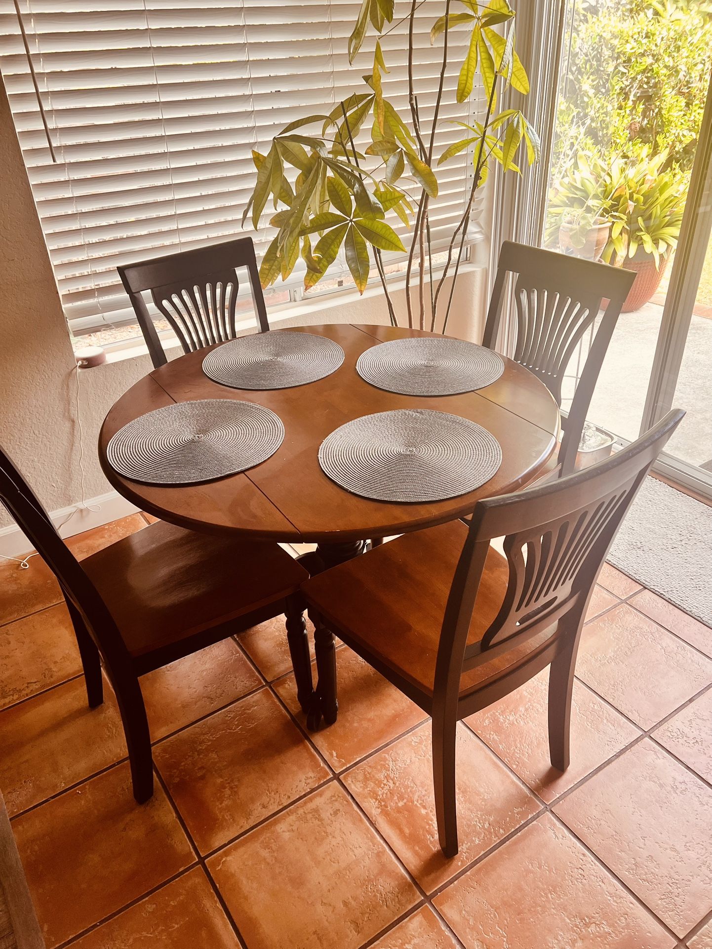 Kitchen table and four chairs