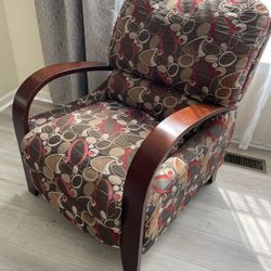 Reclinable Chair Wood Gently Used
