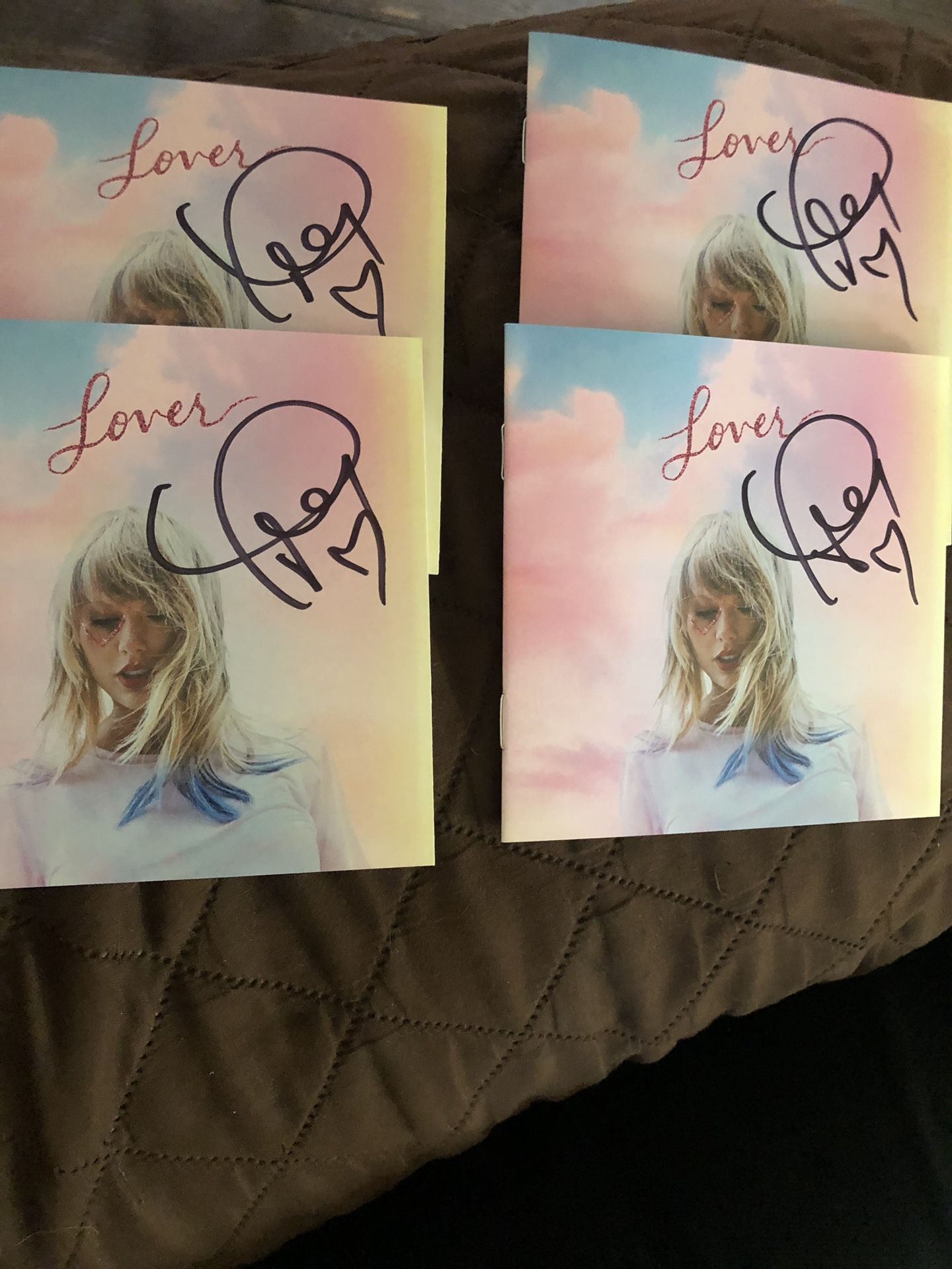 Taylor swift signed Lover Cd Book