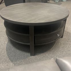 Coffee/End Table Set 