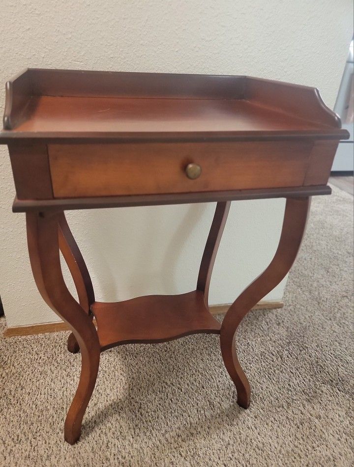 Side End Table With Small Drawer.