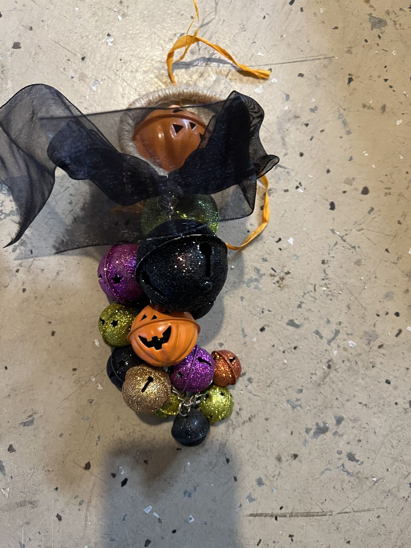Cute Halloween Door Knocker W Bells New 