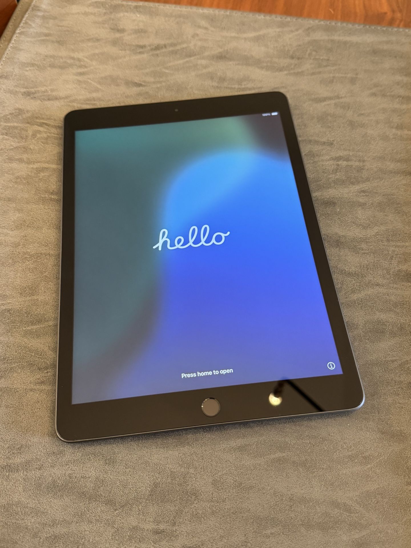 Apple iPad 8th Gen (A2270) 10.2" 32GB - Space Grey, WiFi