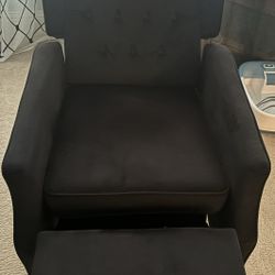 Black  Manual Recliner 