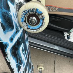 Complete Skateboard 