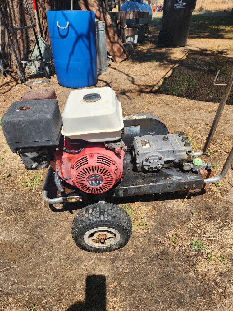 11 HP Landa Pressure Washer