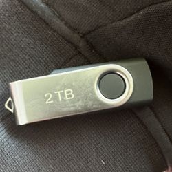 USB Flash Drive 2TB / 2 Terabyte storage